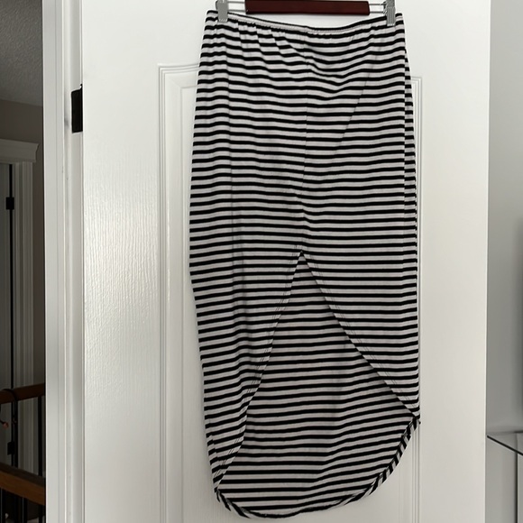 Striped Maxi Skirt - Picture 2 of 5